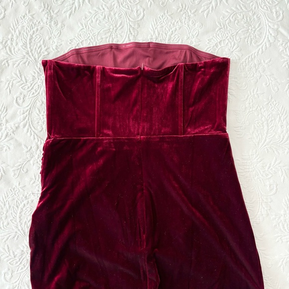 NWOT Lulus Glamorous Celebrations Wine Red Velvet Strapless Tulip Dress XLarge - Picture 5 of 9